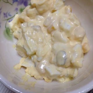 ゆで卵のマーガリンサラダ(*^^*)